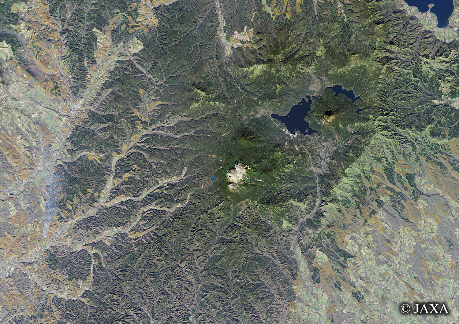 だいちから見た日本の都市 雄阿寒岳・雌阿寒岳:衛星画像