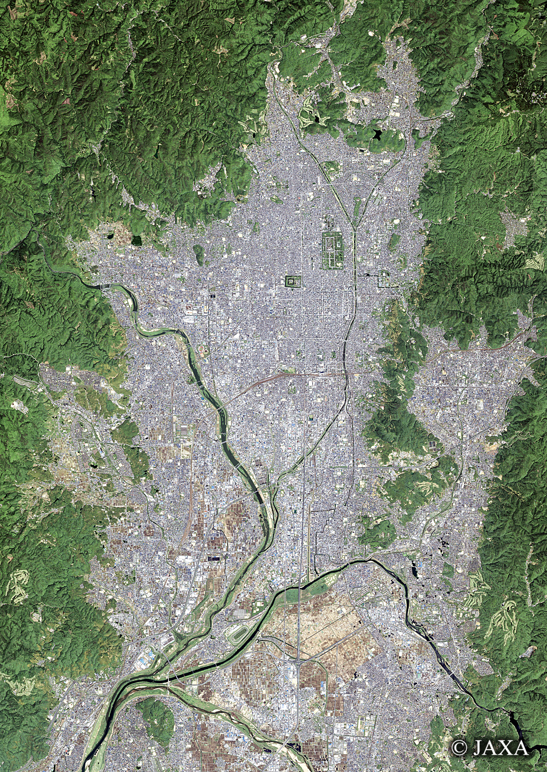 だいちから見た日本の都市 京都:衛星画像