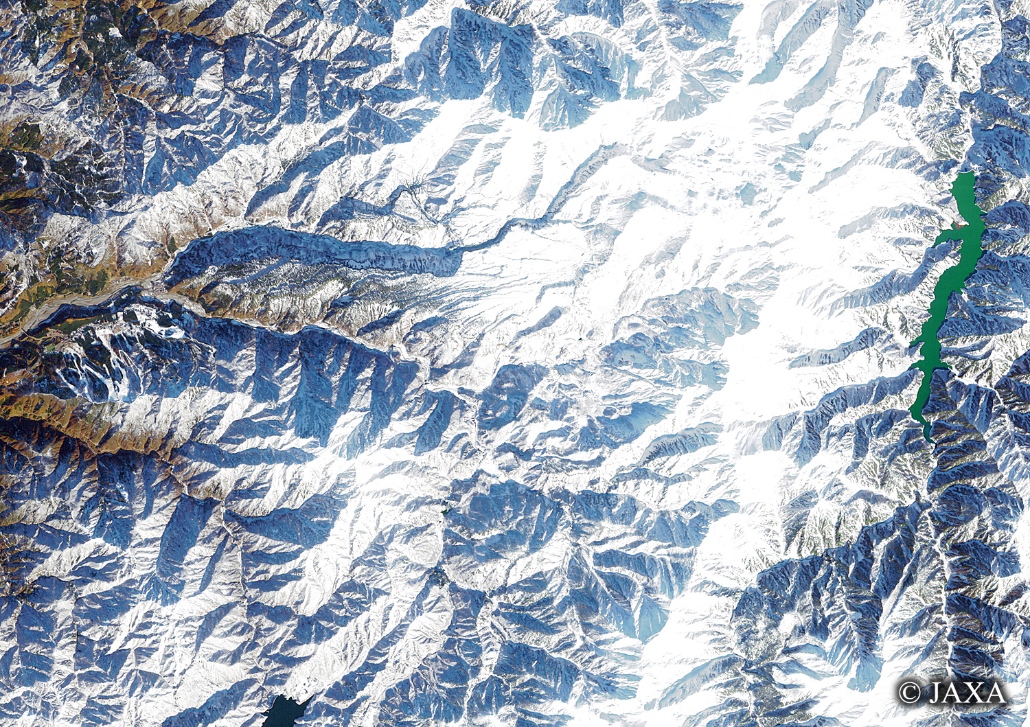 だいちから見た日本の都市 立山町周辺:衛星画像