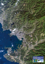 だいちから見た日本の都市 田辺湾周辺：衛星画像（ポスター仕上げ）