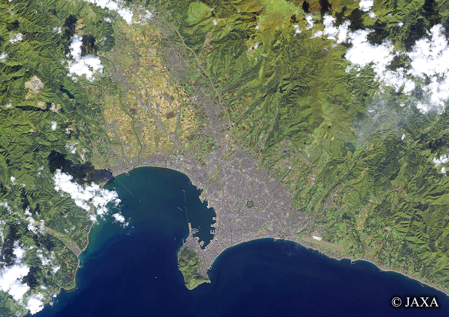 だいちから見た日本の都市 函館市:衛星画像