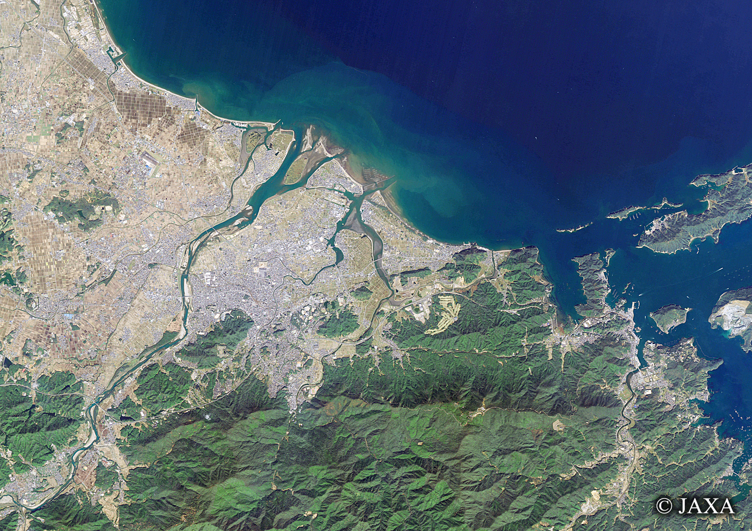 だいちから見た日本の都市 伊勢市周辺:衛星画像