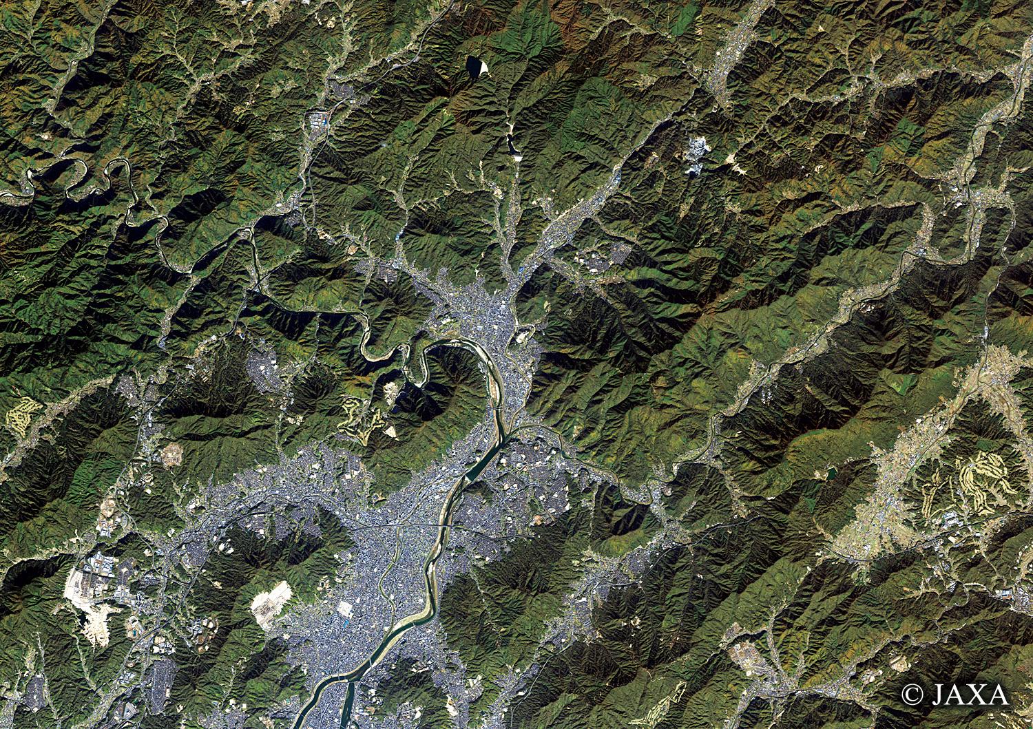 だいちから見た日本の都市 広島市安佐北区周辺:衛星画像