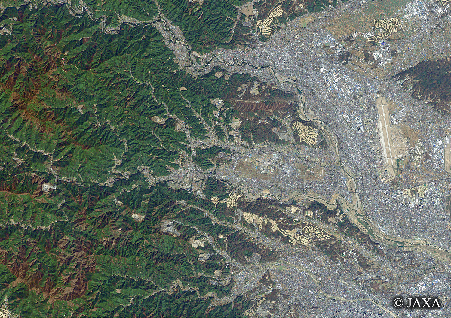だいちから見た日本の都市 あきる野市周辺:衛星画像