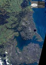 だいちから見た世界の都市 オークランド：衛星画像（ポスター仕上げ）