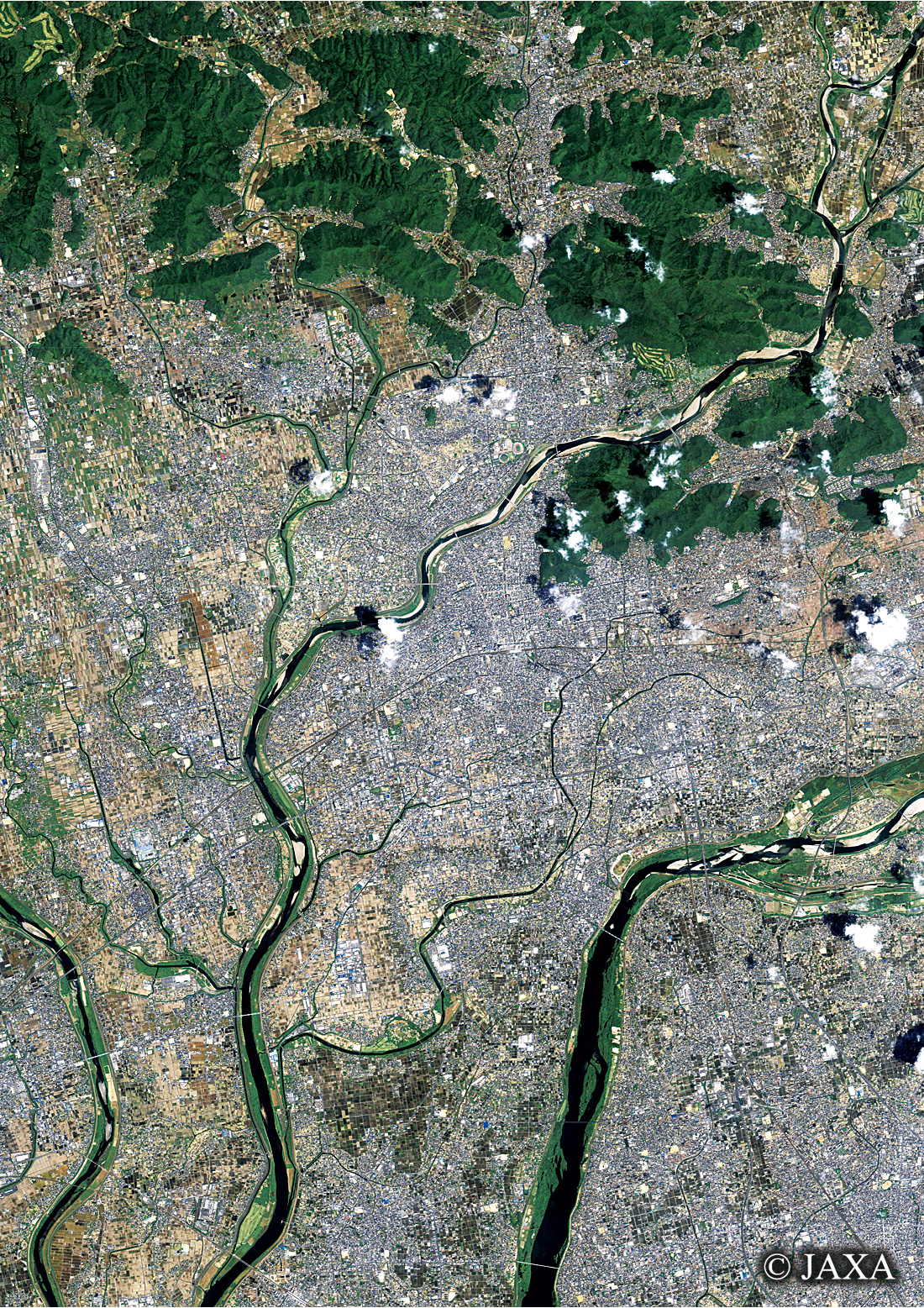 だいちから見た日本の都市 岐阜市周辺:衛星画像