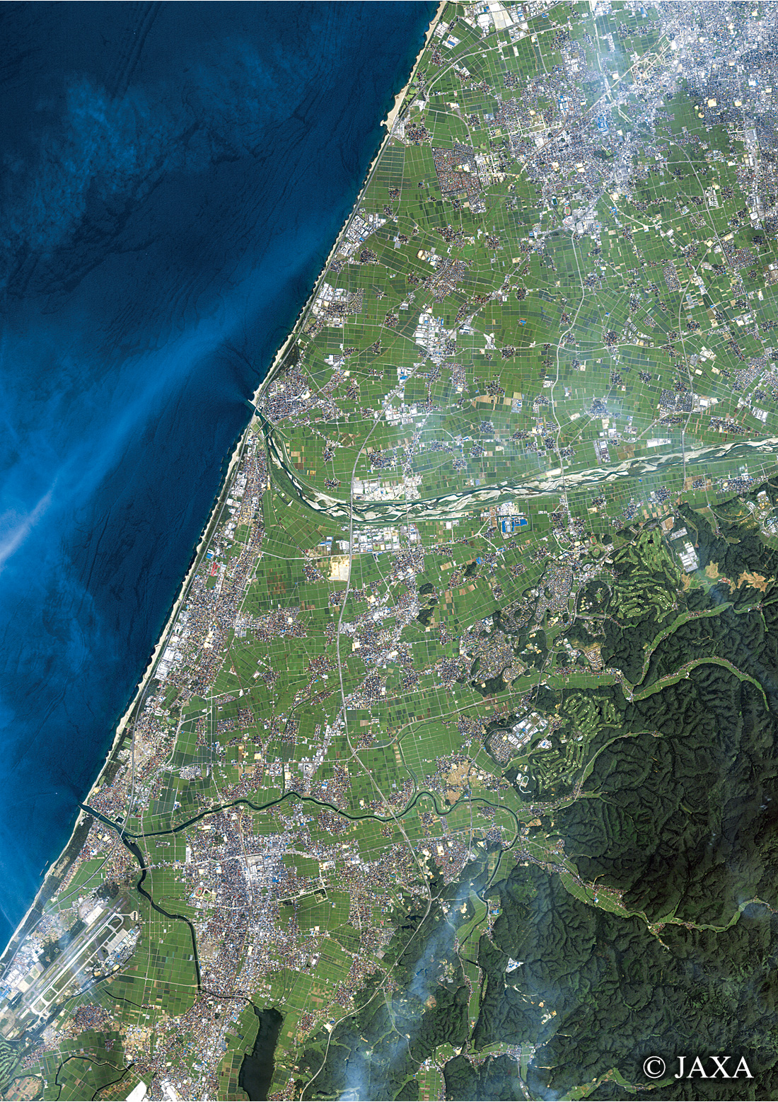 だいちから見た日本の都市 石川県海岸浸食:衛星画像