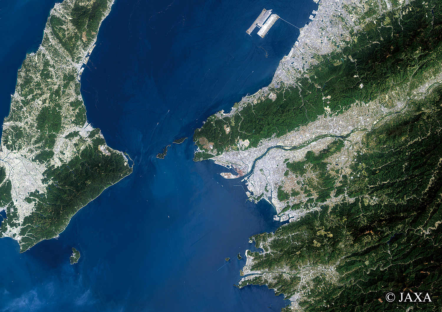だいちから見た日本の都市 和歌山市周辺:衛星画像