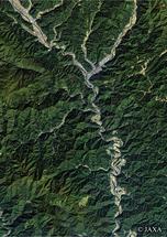 だいちから見た日本の都市 郡上八幡周辺：衛星画像