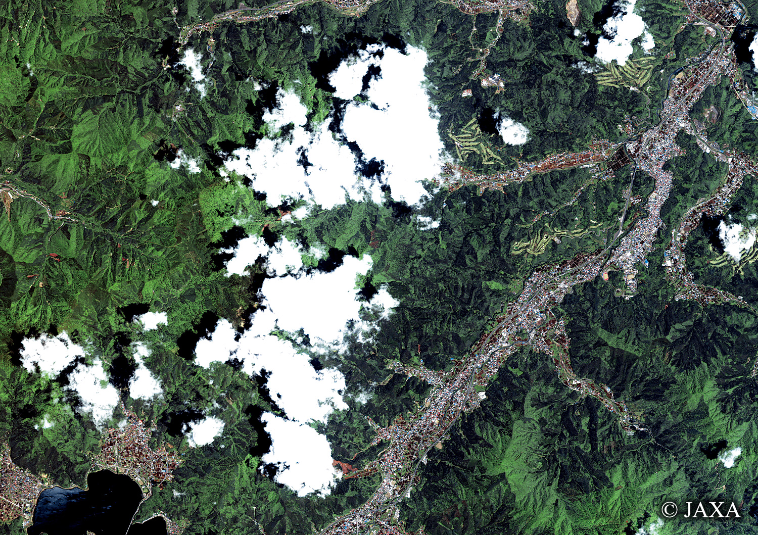 だいちから見た日本の都市 都留市周辺:衛星画像