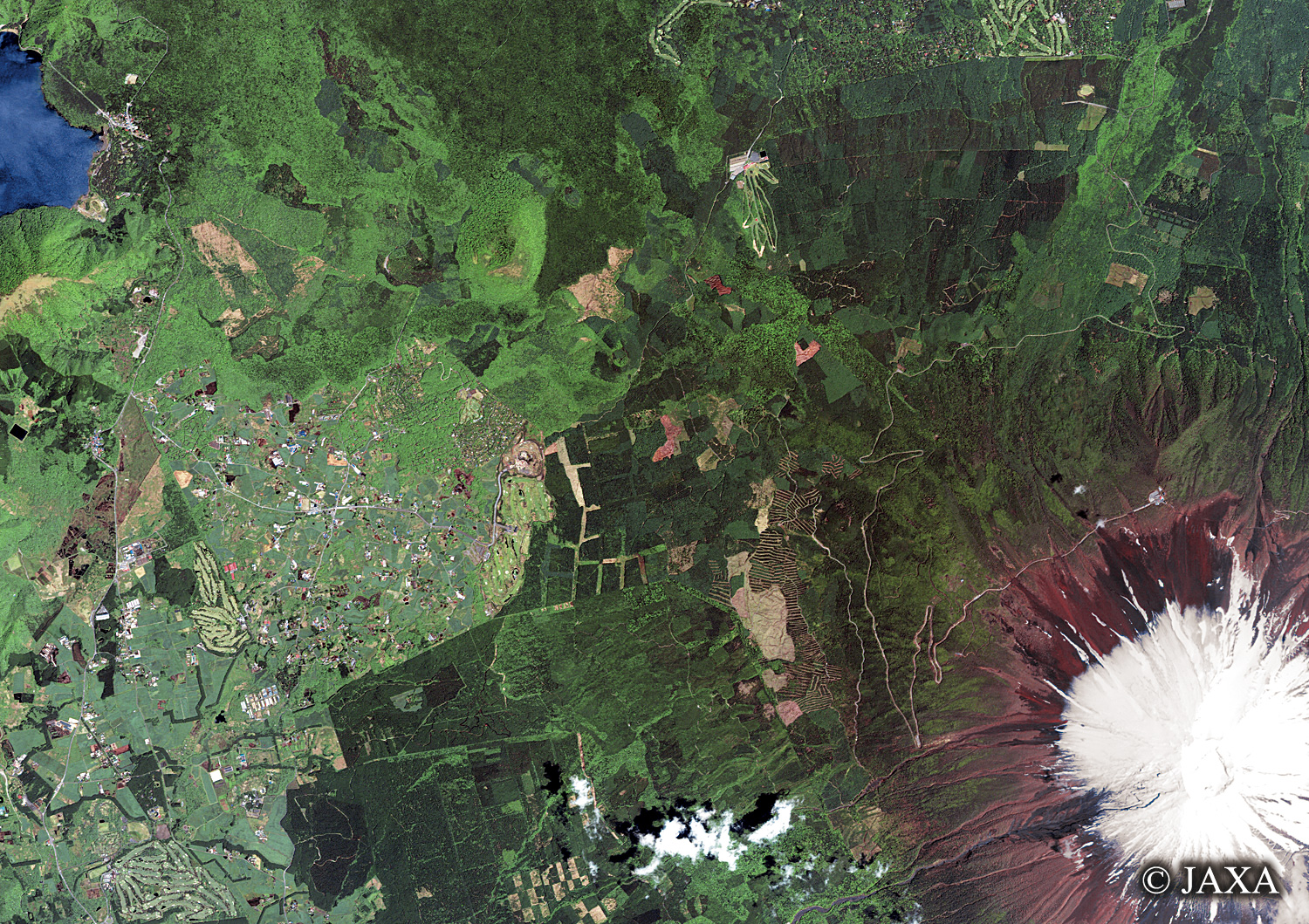 だいちから見た日本の都市 富士河口湖町周辺:衛星画像