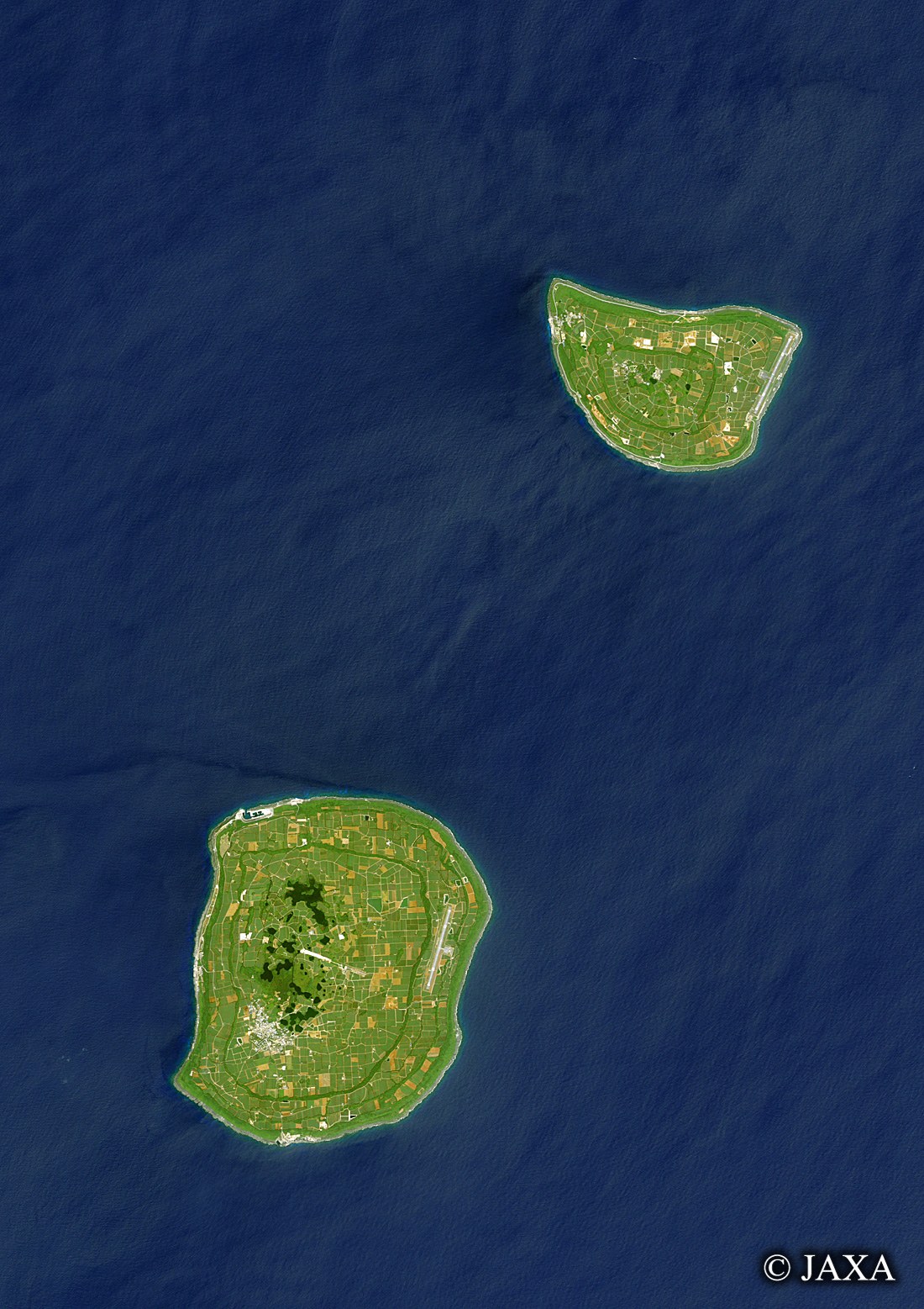だいちから見た日本の都市 北大東島・南大東島:衛星画像
