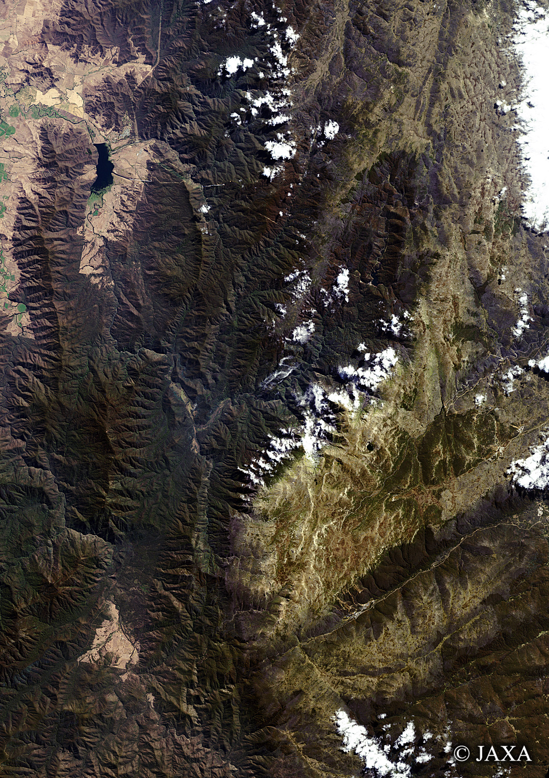 だいちから見た世界の都市 コジオスコ山 :衛星画像