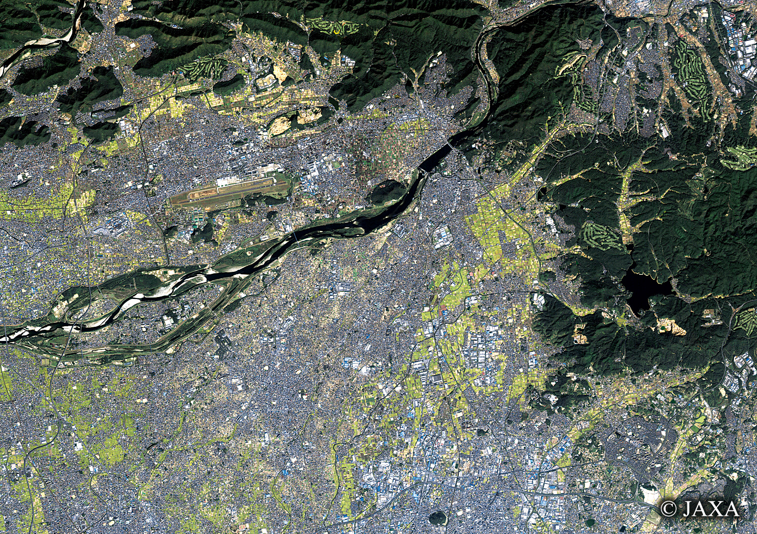 だいちから見た日本の都市 各務原市、犬山市周辺:衛星画像