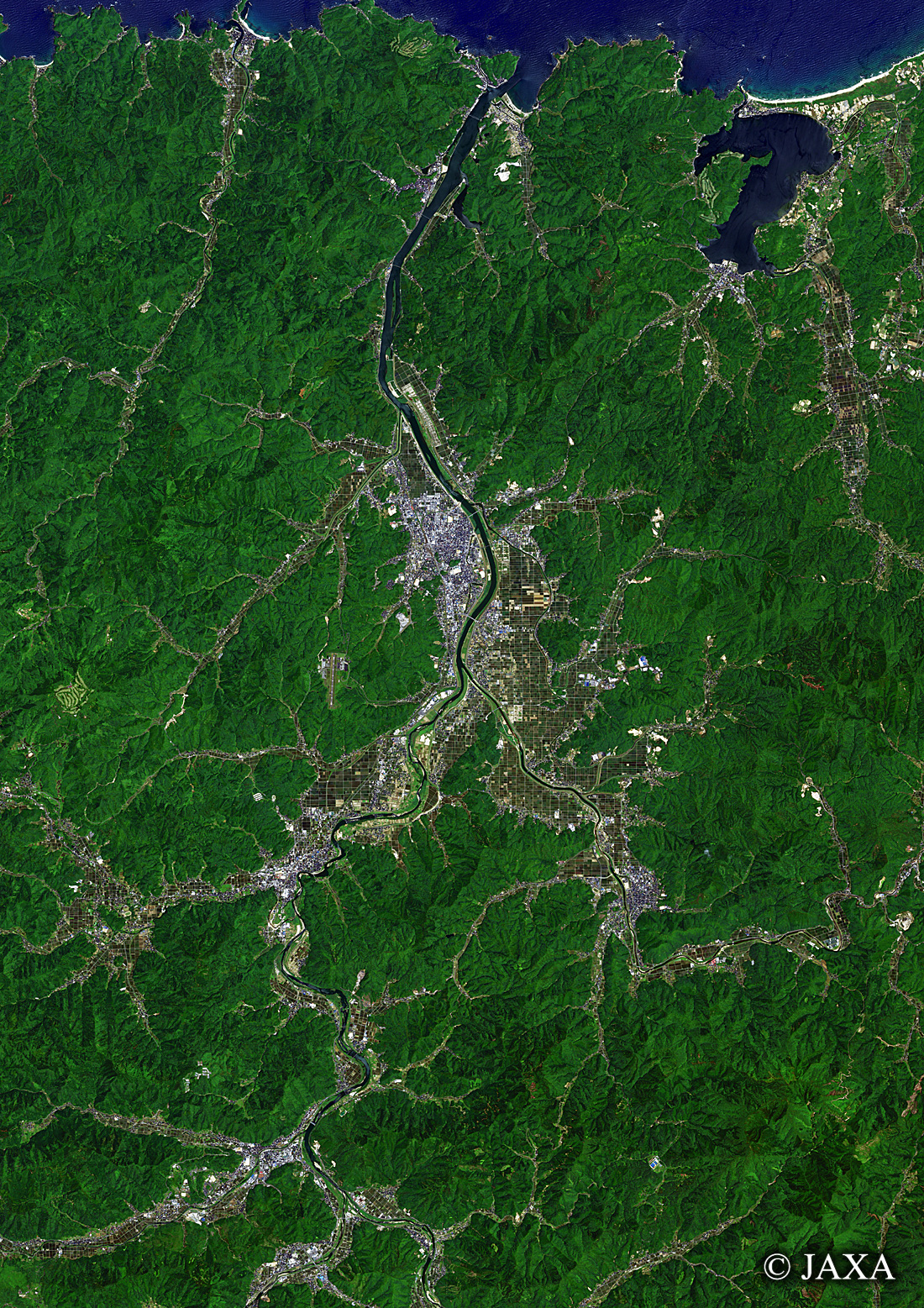 だいちから見た日本の都市 豊岡市周辺辺:衛星画像