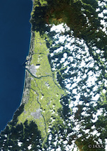 だいちから見た日本の都市 庄内平野：衛星画像