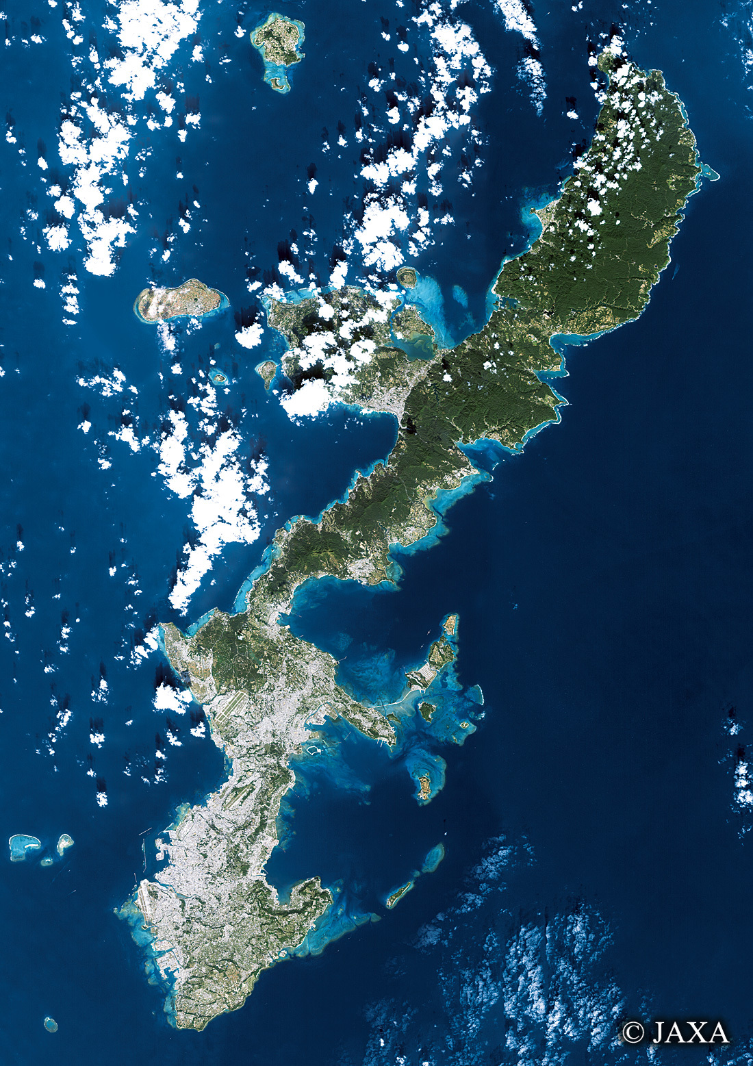 だいちから見た日本の都市 沖縄本島と島々:衛星画像