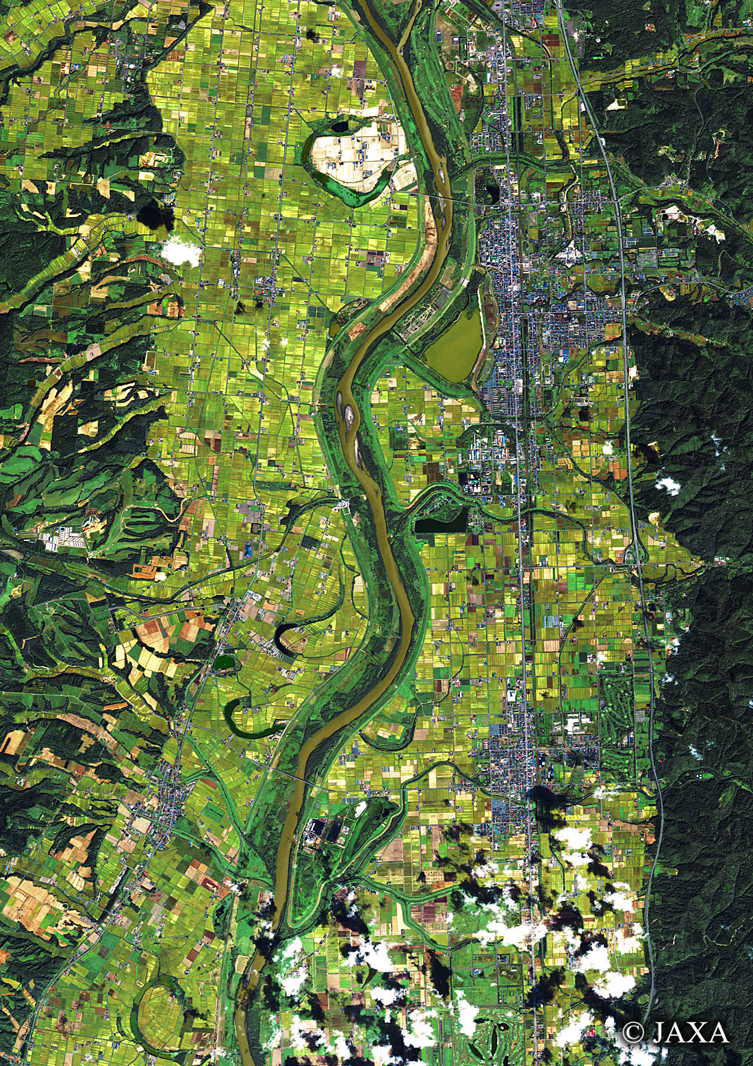 だいちから見た日本の都市 砂川市周辺:衛星画像