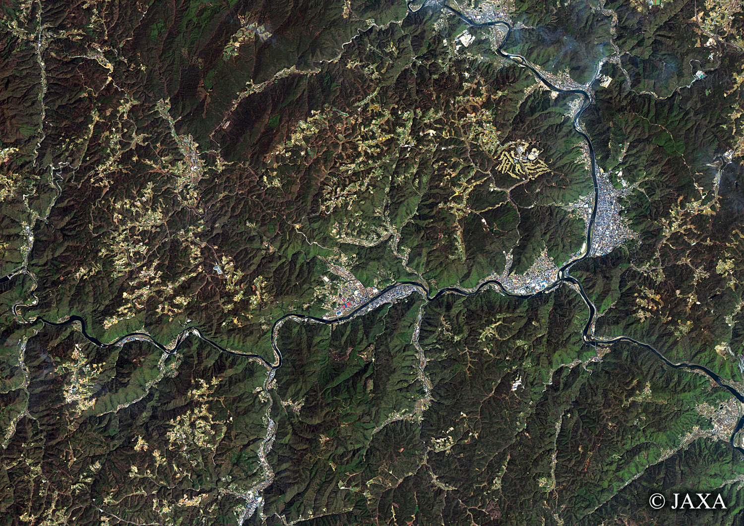 だいちから見た日本の都市 高梁市周辺:衛星画像