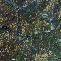 だいちから見た日本の都市 高梁市周辺：衛星画像