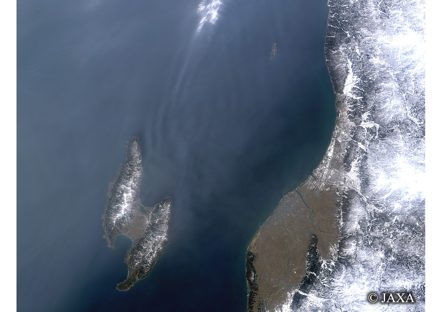 だいちから見た日本の都市 佐渡島:衛星画像