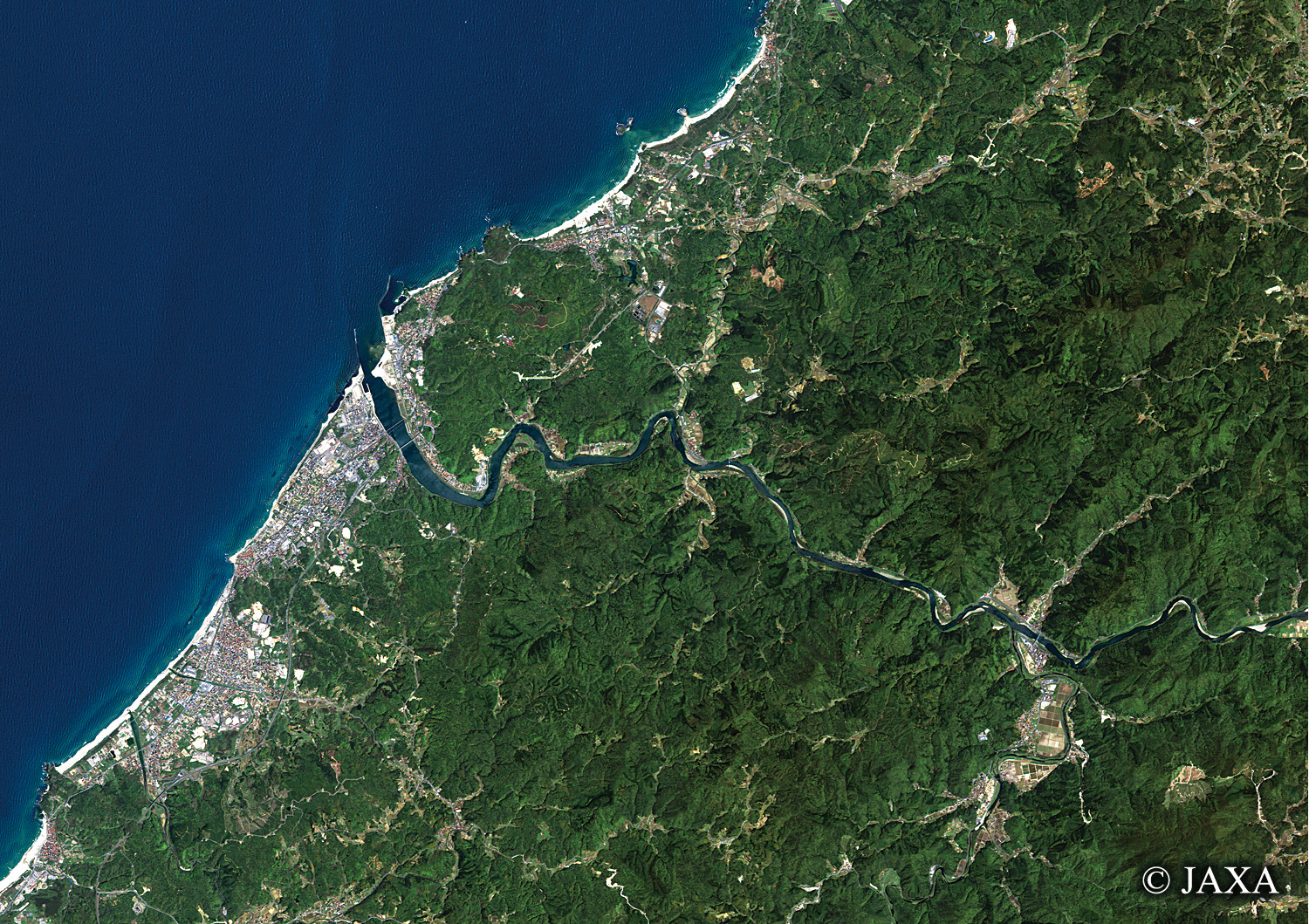 だいちから見た日本の都市 江津市:衛星画像