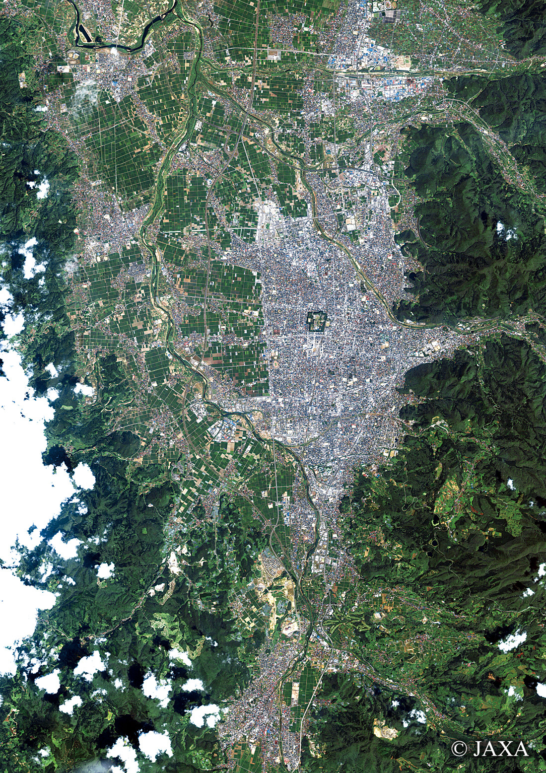 だいちから見た日本の都市 山形市:衛星画像