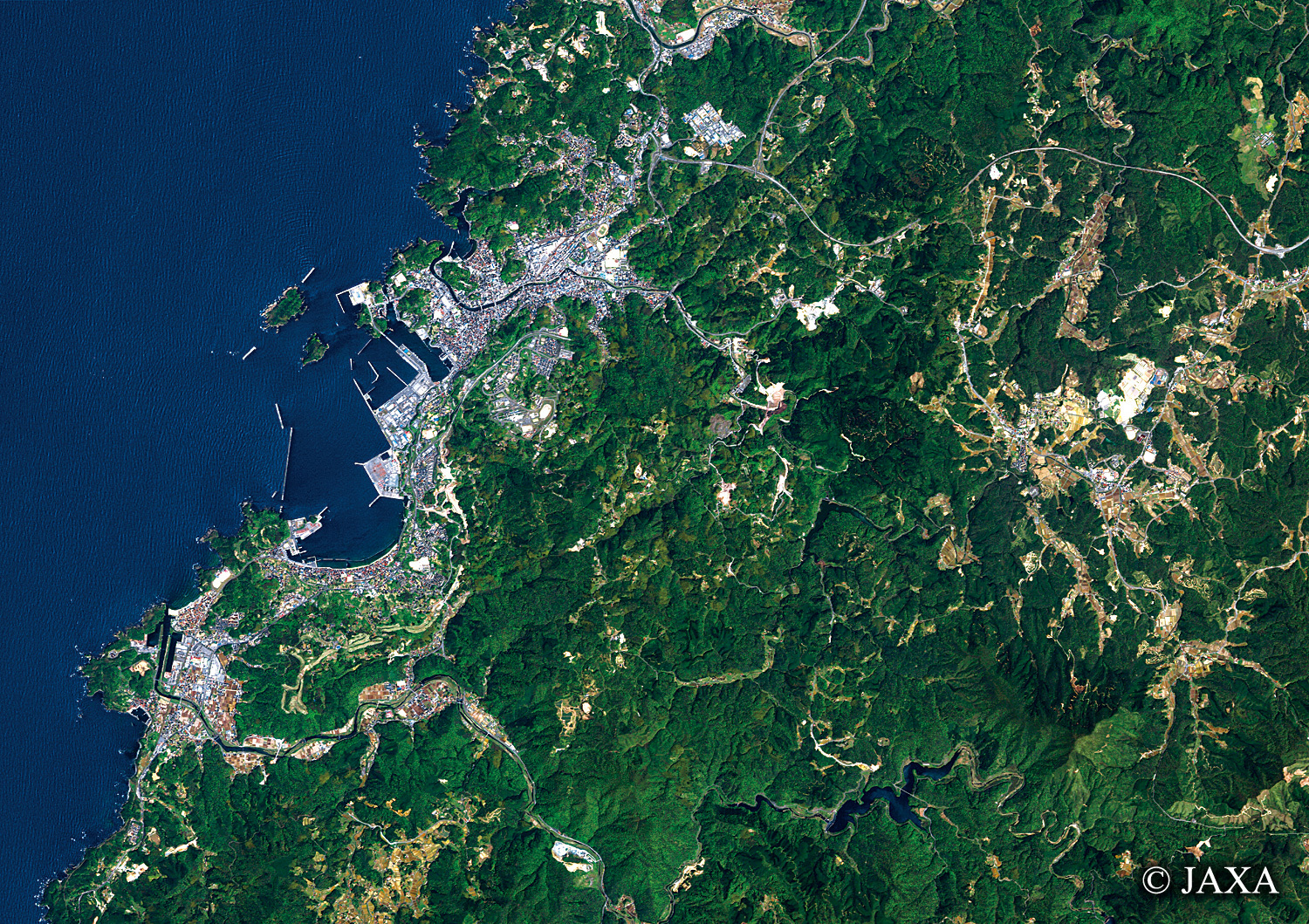 だいちから見た日本の都市 浜田市周辺:衛星画像