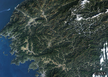 だいちから見た日本の都市 肱川：衛星画像